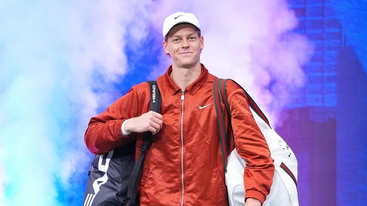 Jannik Sinner strides into Arthur Ashe for the final
