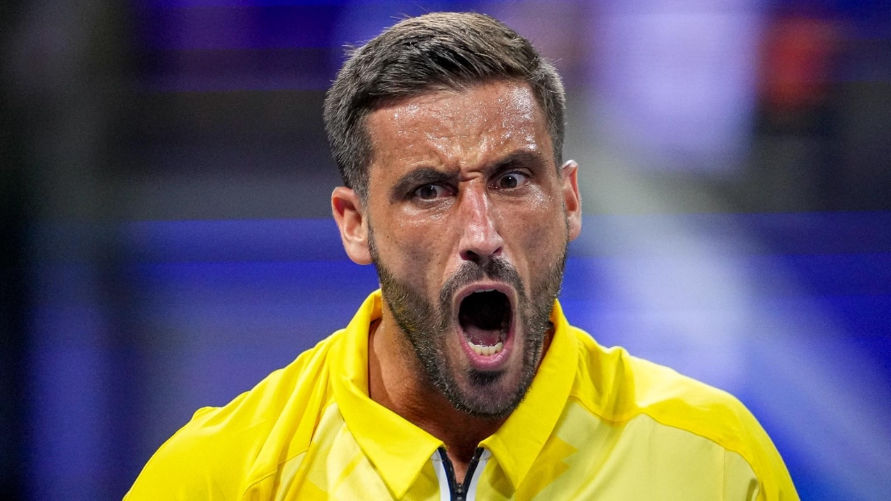 Damir Dzumhur roars after a clutch point