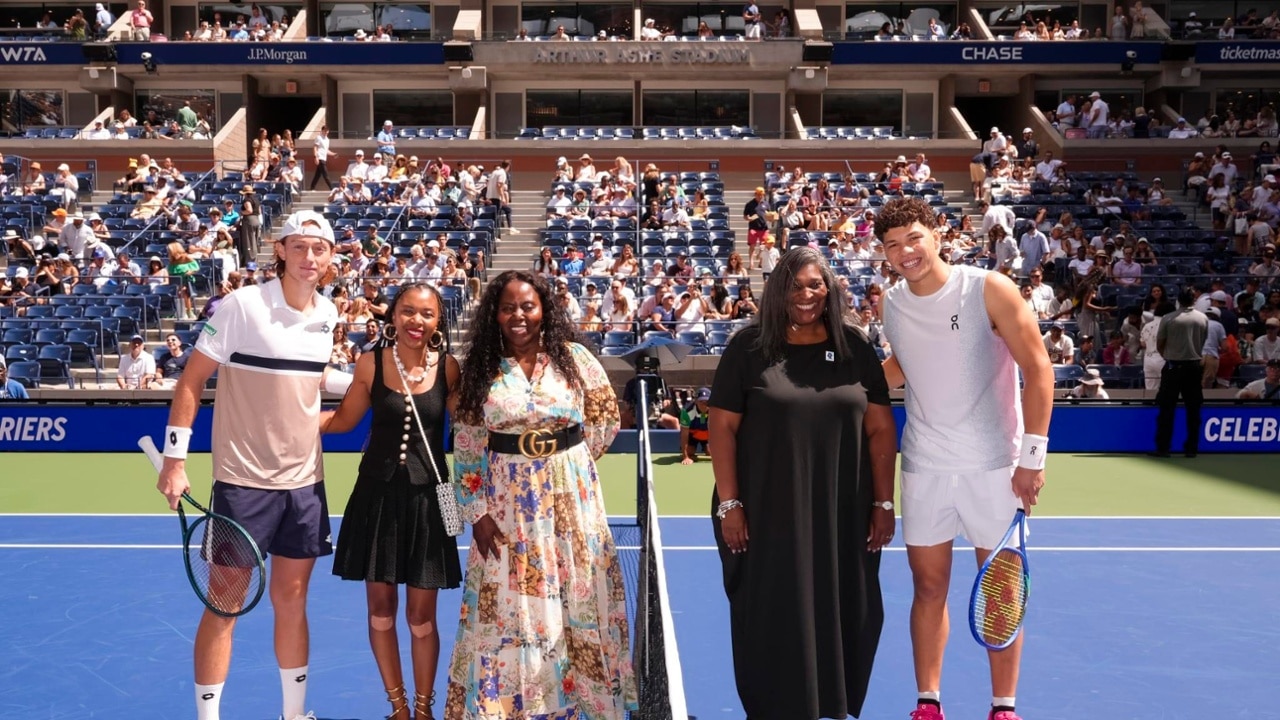 Ben Shelton meets representatives of the Althea Gibson Sports and Education Foundation
