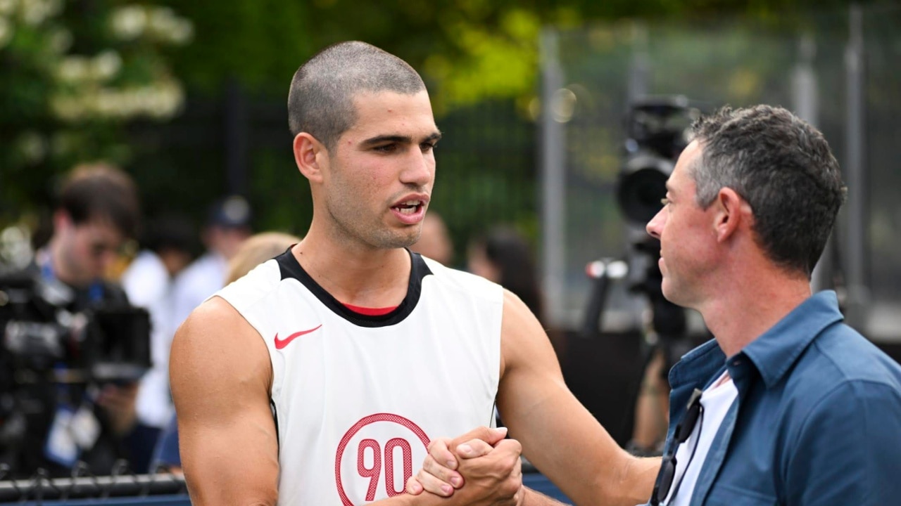 Celebs meet the tennis players